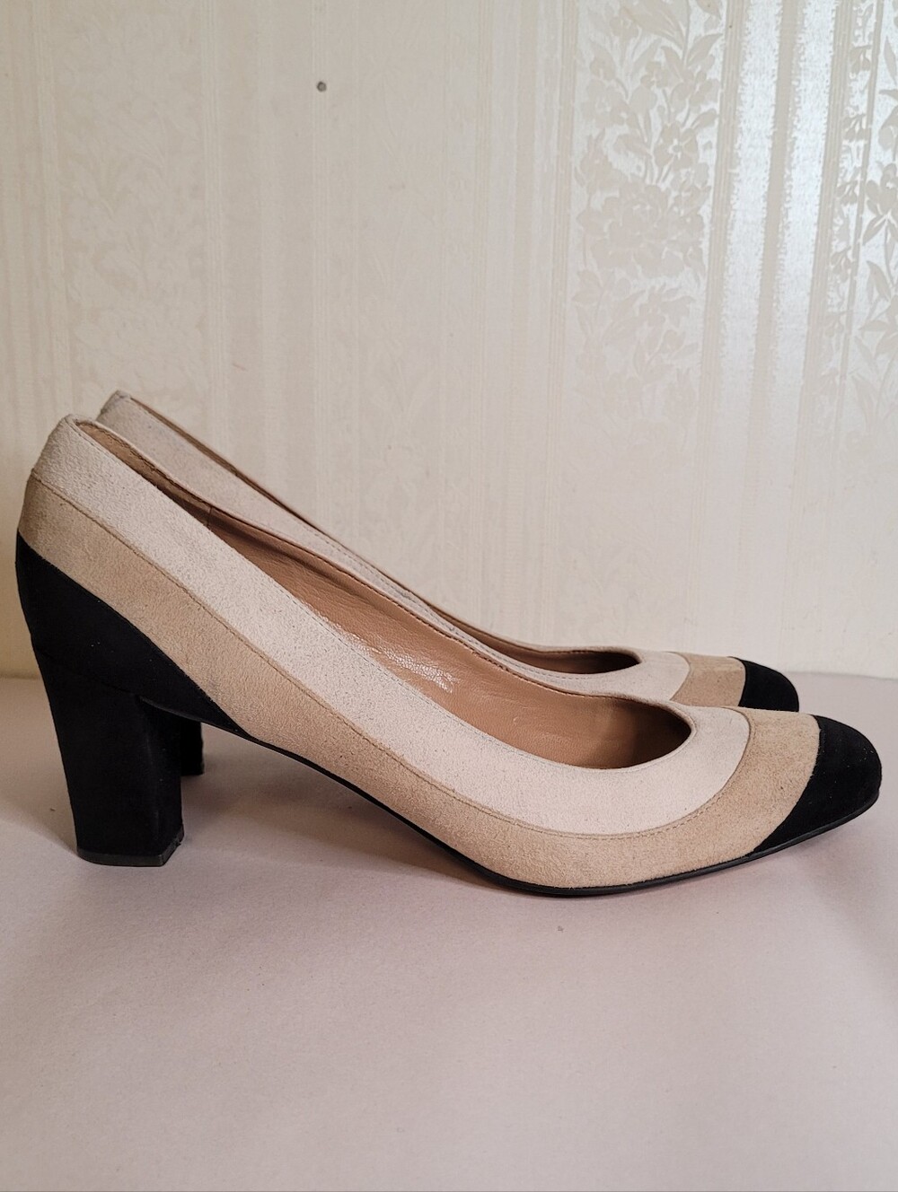 Talbots Suede Colorblock Pumps - Picture 2 of 11